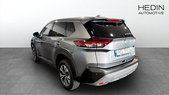 Nissan X-Trail 4 of 5