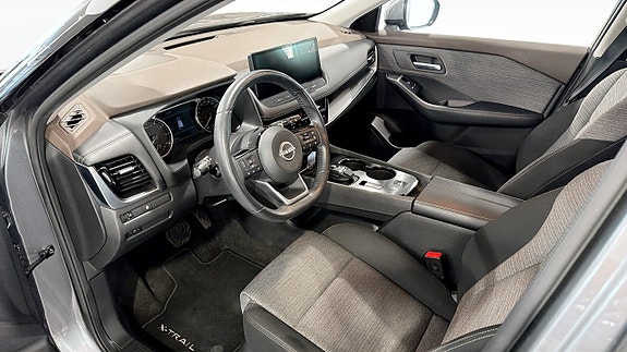 Nissan X-Trail 8 of 9