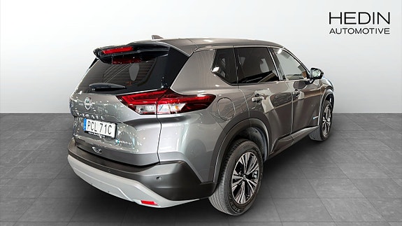 Nissan X-Trail 3 of 5