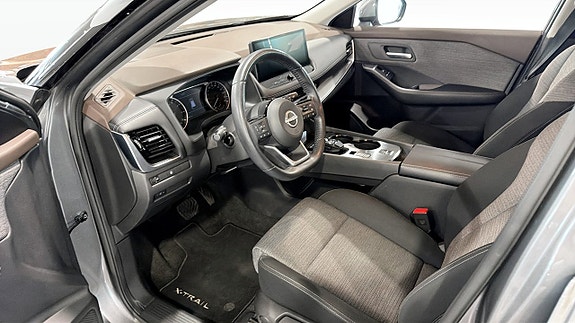 Nissan X-Trail 9 of 9