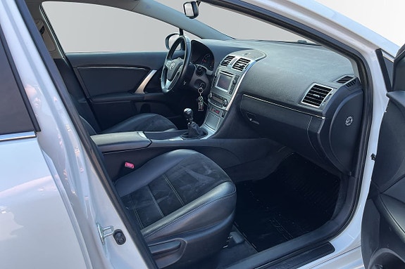 Toyota Avensis 6 of 20