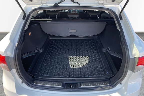 Toyota Avensis 11 of 22