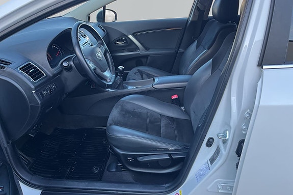 Toyota Avensis 12 of 20