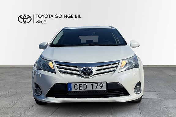 Toyota Avensis 6 of 22