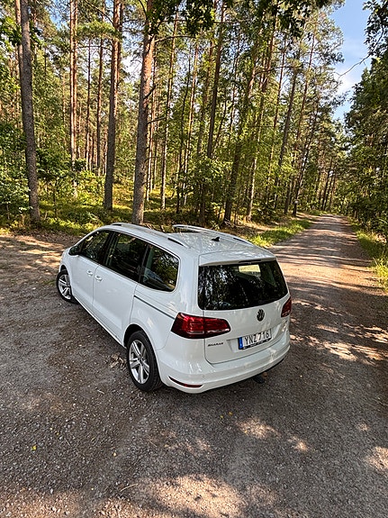 Volkswagen Sharan 3 of 5