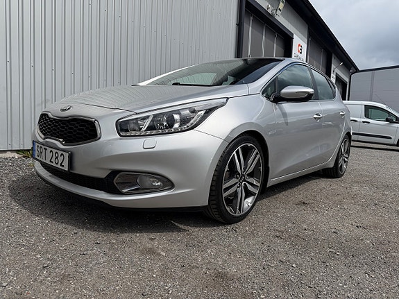 Kia Ceed 5 of 15