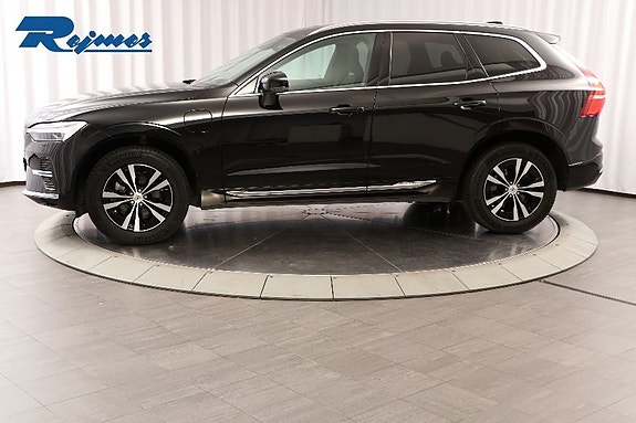 Volvo XC60 3 of 30