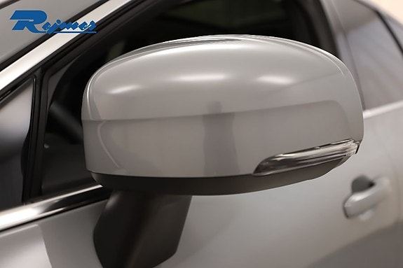 Volvo XC60 16 of 30