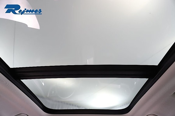 Volvo XC60 7 of 30