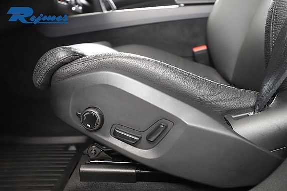Volvo XC60 5 of 30
