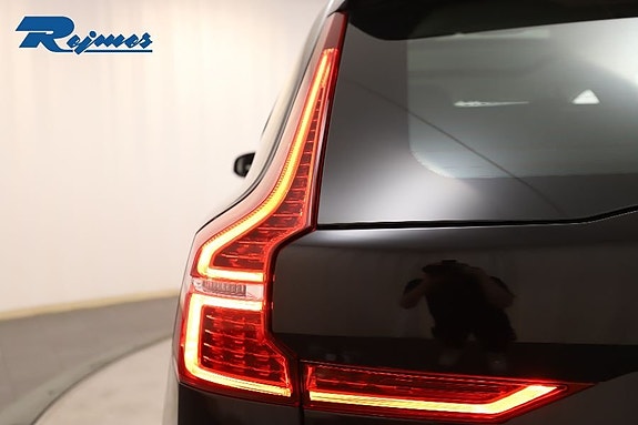 Volvo XC60 15 of 30