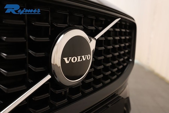 Volvo XC60 16 of 30