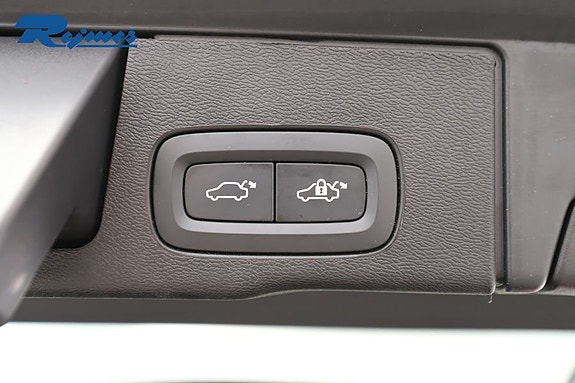 Volvo XC60 22 of 30