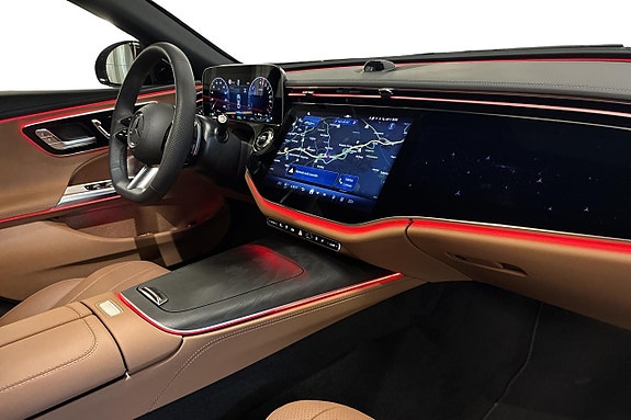 Mercedes-Benz E300 e 11 of 23