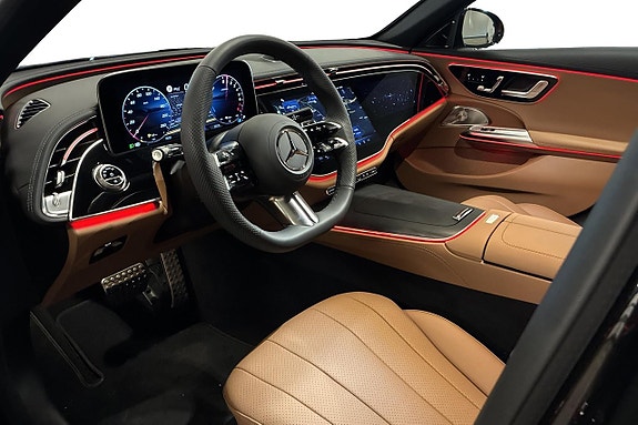Mercedes-Benz E300 e 7 of 23