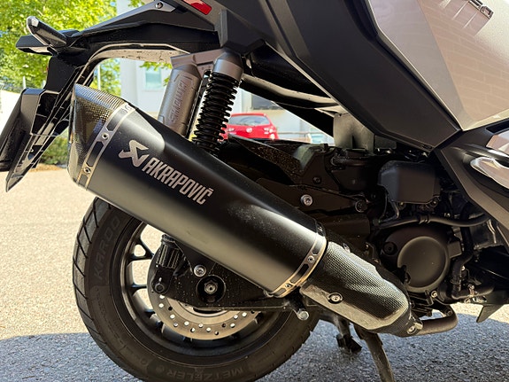 Honda ADV350 7 of 8