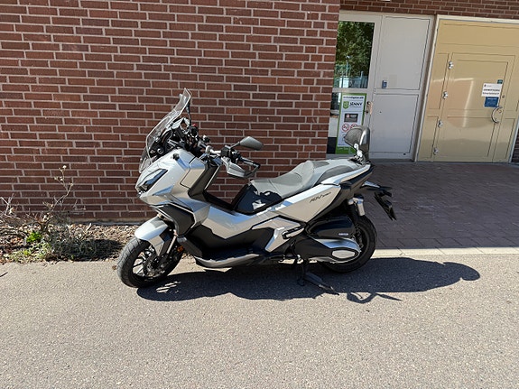 Honda ADV350 8 of 8