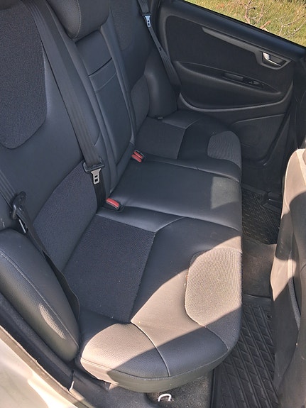 Volvo XC70 5 of 5