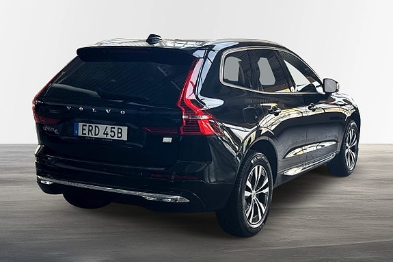 Volvo XC60 3 of 5