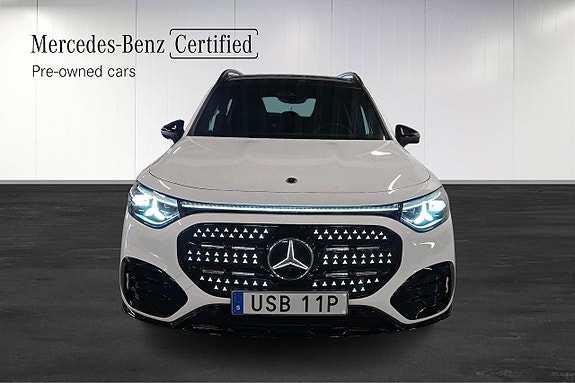 Mercedes-Benz GLB350 18 of 18