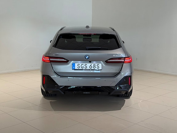 BMW 530e 9 of 9