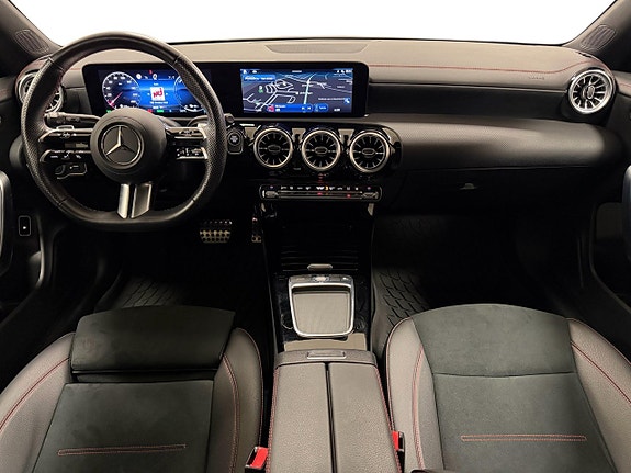 Mercedes-Benz CLA250 e 10 of 30