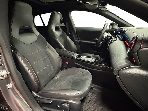 Mercedes-Benz CLA250 e 11 of 30
