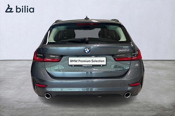 BMW 320d 4 of 18
