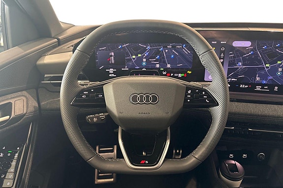 Audi Q6 e-tron 11 of 27