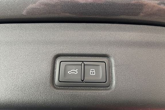 Audi Q6 e-tron 24 of 27
