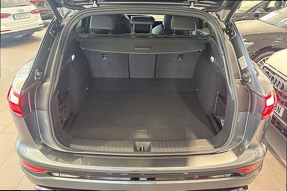 Audi Q6 e-tron 23 of 27