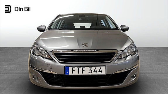 Peugeot 308 4 of 5