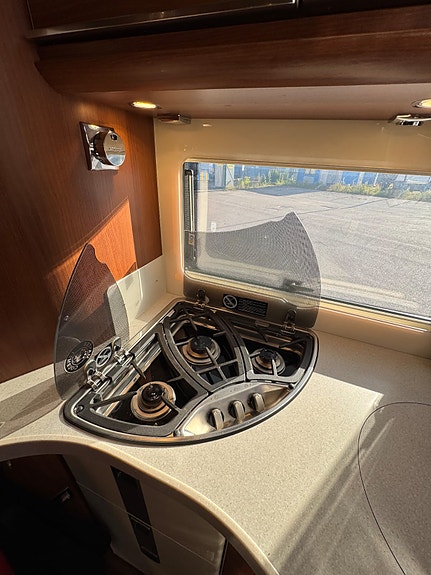 Carthago Chic E-line I 64 XL QB 21 of 30