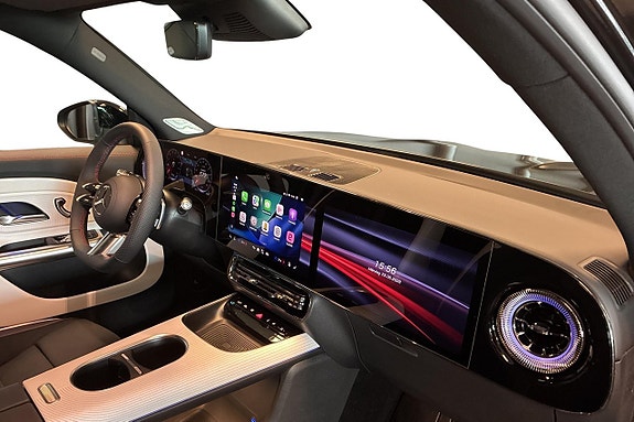 Mercedes-Benz GLB350 10 of 30