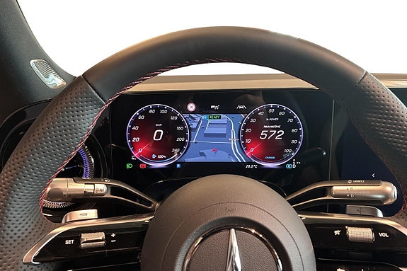 Mercedes-Benz GLB350 5 of 5