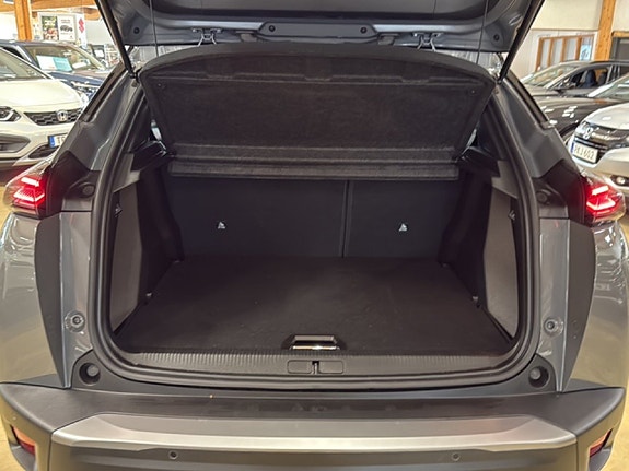 Peugeot 2008 14 of 18