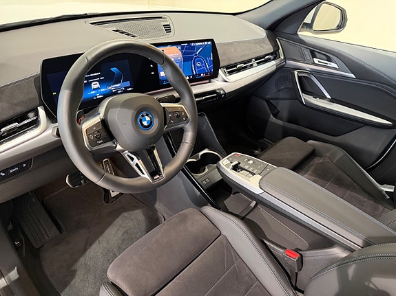 BMW iX2 4 of 8