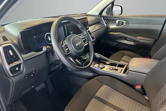 Kia Sorento 10 of 14