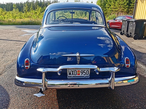 Chevrolet Deluxe 5 of 5