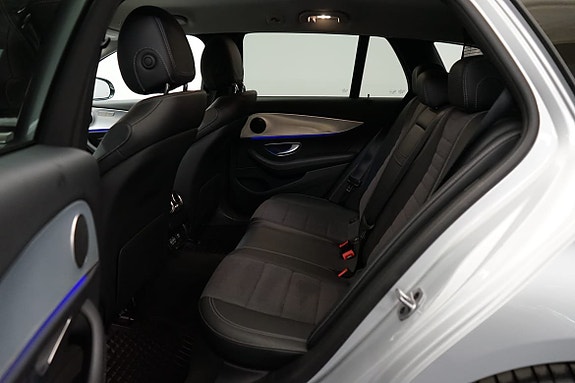 Mercedes-Benz E220 6 of 15