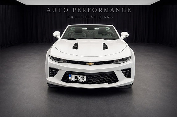 Chevrolet Camaro SS 4 of 5