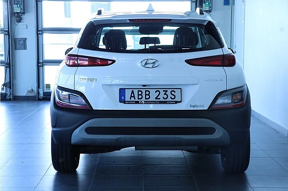 Hyundai Kona 3 of 5