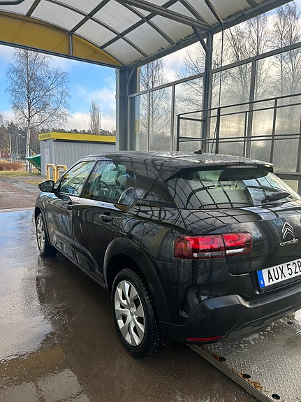 Citroen C4 Cactus 4 of 5