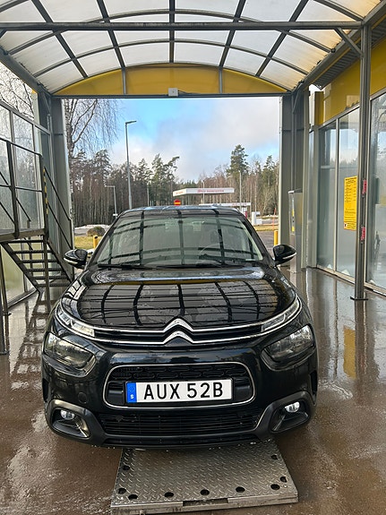 Citroen C4 Cactus 2 of 5