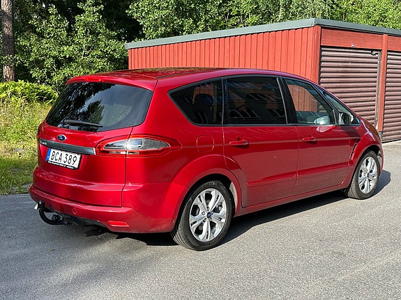 Ford S-MAX 3 of 5