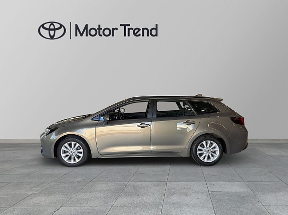Toyota Corolla 3 of 11