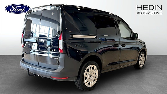 Ford Transit Connect 2 of 10