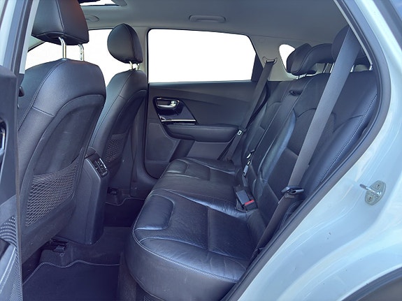 Kia Niro 8 of 17