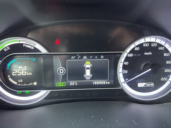 Kia Niro 12 of 17