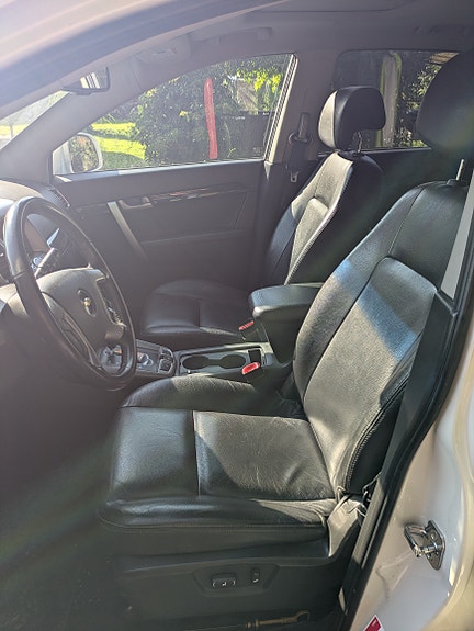 Chevrolet Captiva 3 of 3